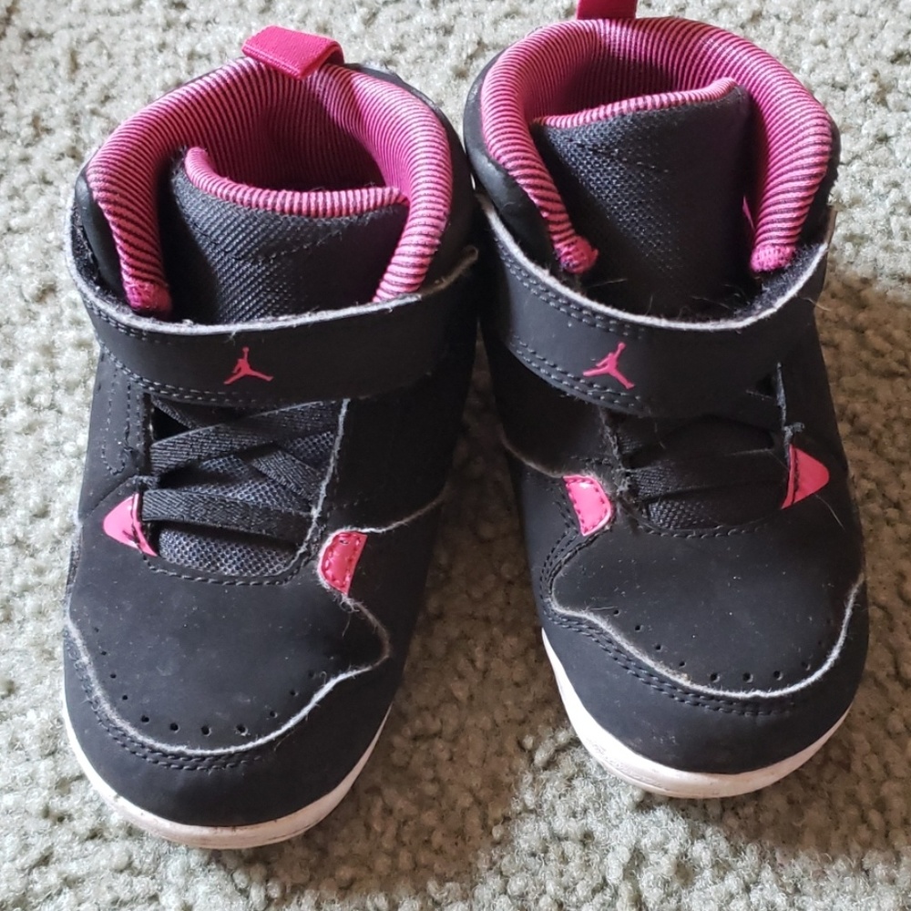 Pink and black size 8 toddler girls shoes